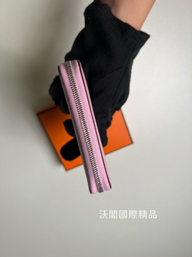 愛馬仕 經典silk in系列EPSOM小牛皮拉鍊絲巾短夾U刻(淡粉紅)-2