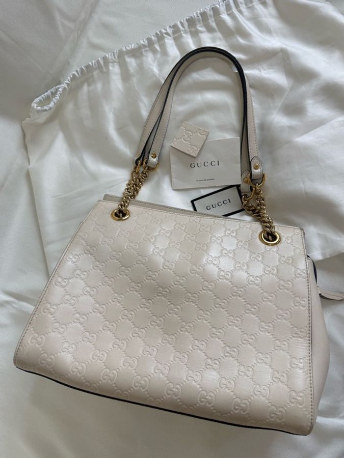 Gucci Soft Signature GG Leather Shoulder Bag – White 古馳老花白色真皮袋-1