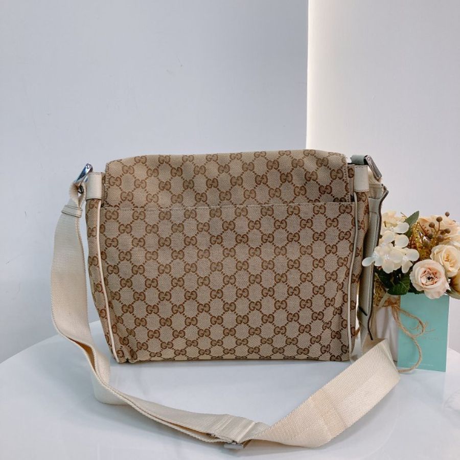 MS0745 Gucci 古馳 斜背包 經典老花紋 帆布包 米白色 銀扣 Shoulder Bag GG Canvas 30CM Beige x PHW-1