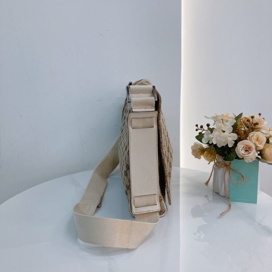 MS0745 Gucci 古馳 斜背包 經典老花紋 帆布包 米白色 銀扣 Shoulder Bag GG Canvas 30CM Beige x PHW-2