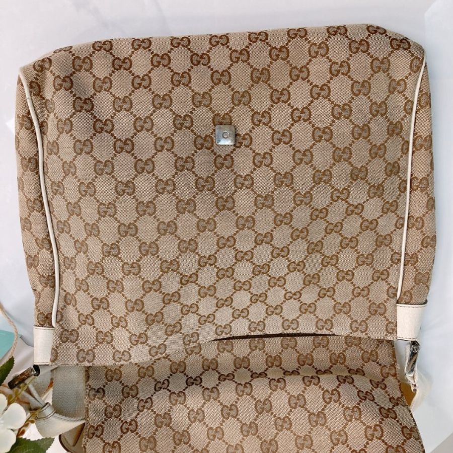 MS0745 Gucci 古馳 斜背包 經典老花紋 帆布包 米白色 銀扣 Shoulder Bag GG Canvas 30CM Beige x PHW-20