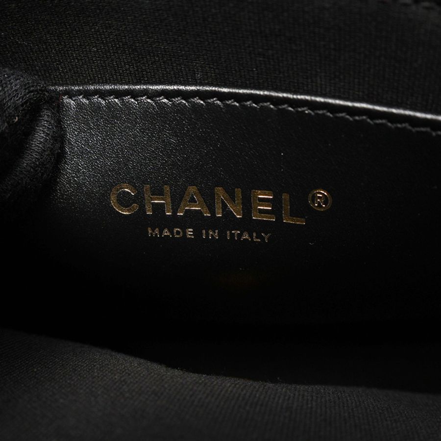 黑色 荔枝紋牛皮 Camellia Chain Around 後背包【CHANEL 香奈兒】 AS4490-3