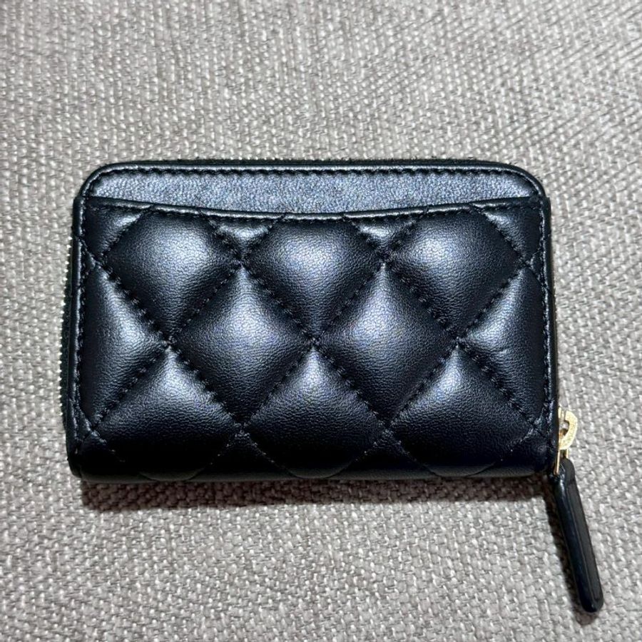 CHANEL 經典黑金羊皮拉鍊零錢包-1