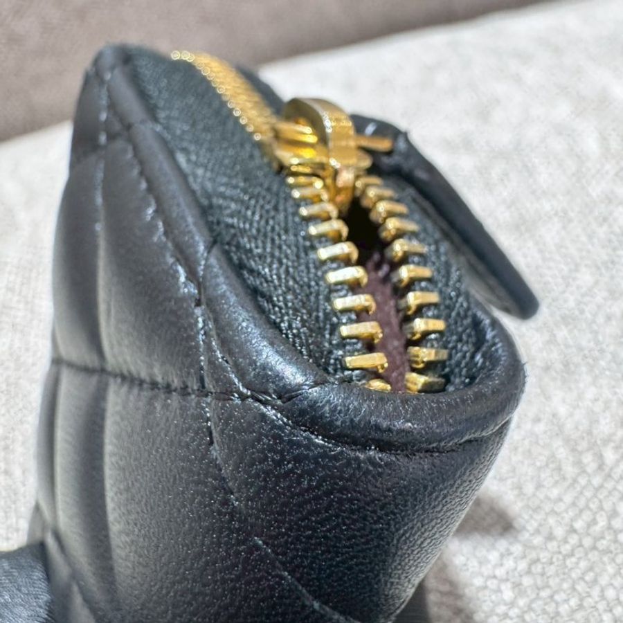 CHANEL 經典黑金羊皮拉鍊零錢包-8