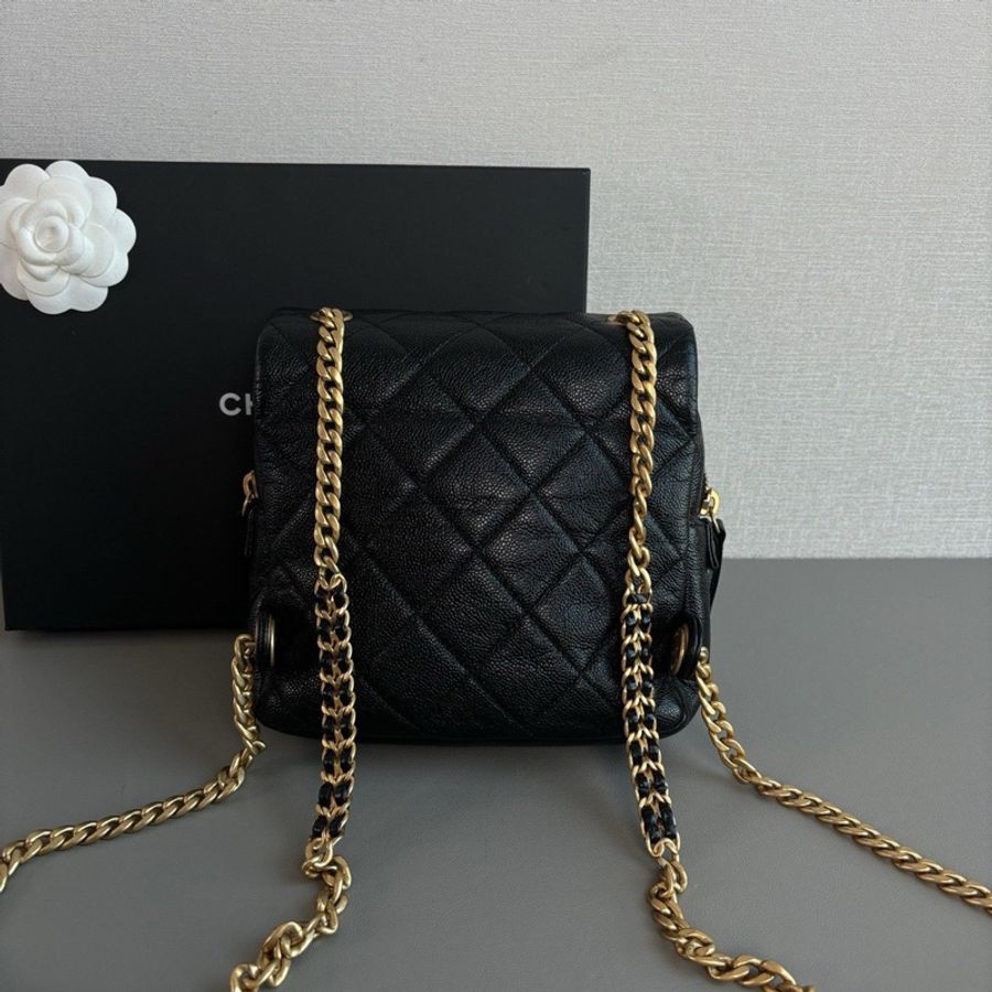 #黑金荔枝皮小書包 98新 芯片款 🔥Chanel香奈兒 22p ado雙肩包-6