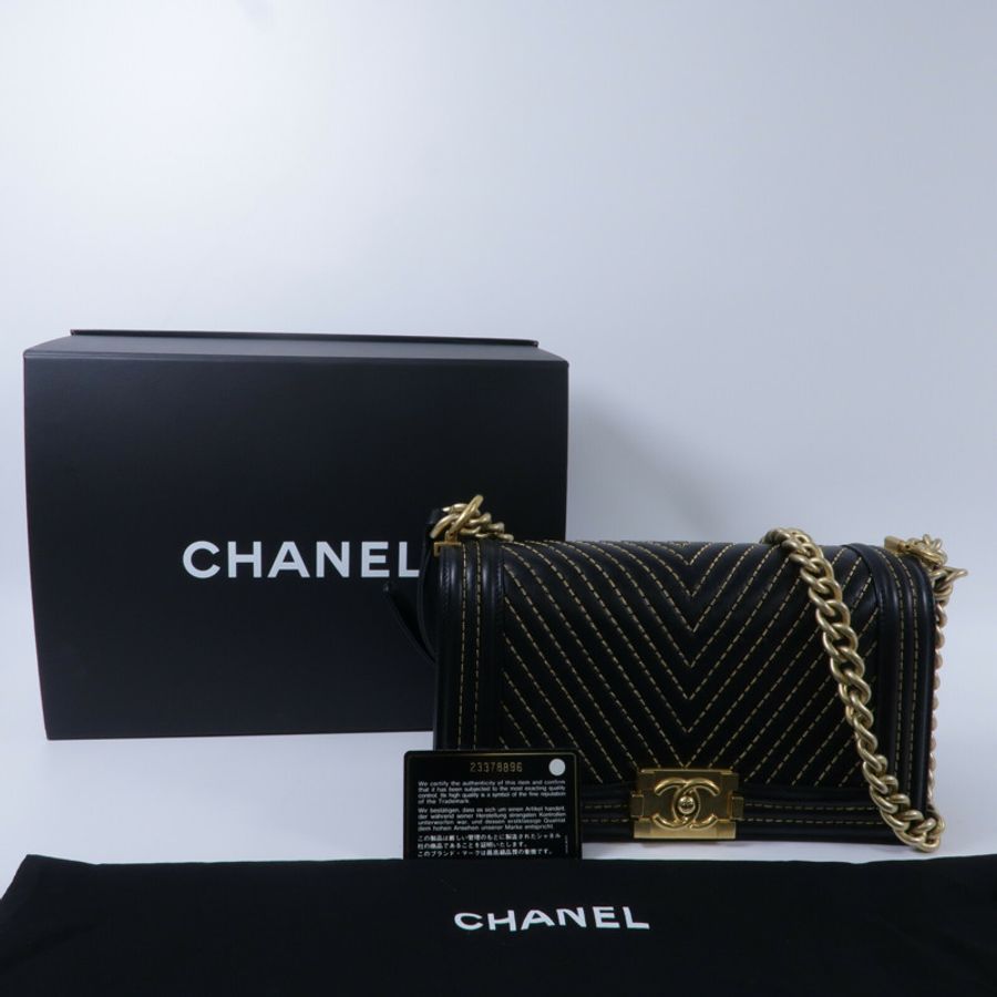CHANEL 羊皮皮革Boy 25鏈帶肩背袋-10