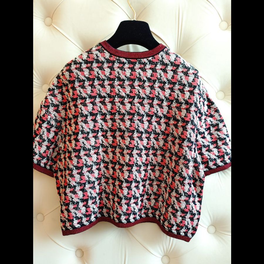 Chanel Top-9