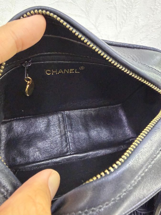 這是一個chanel vintage camera bag-14