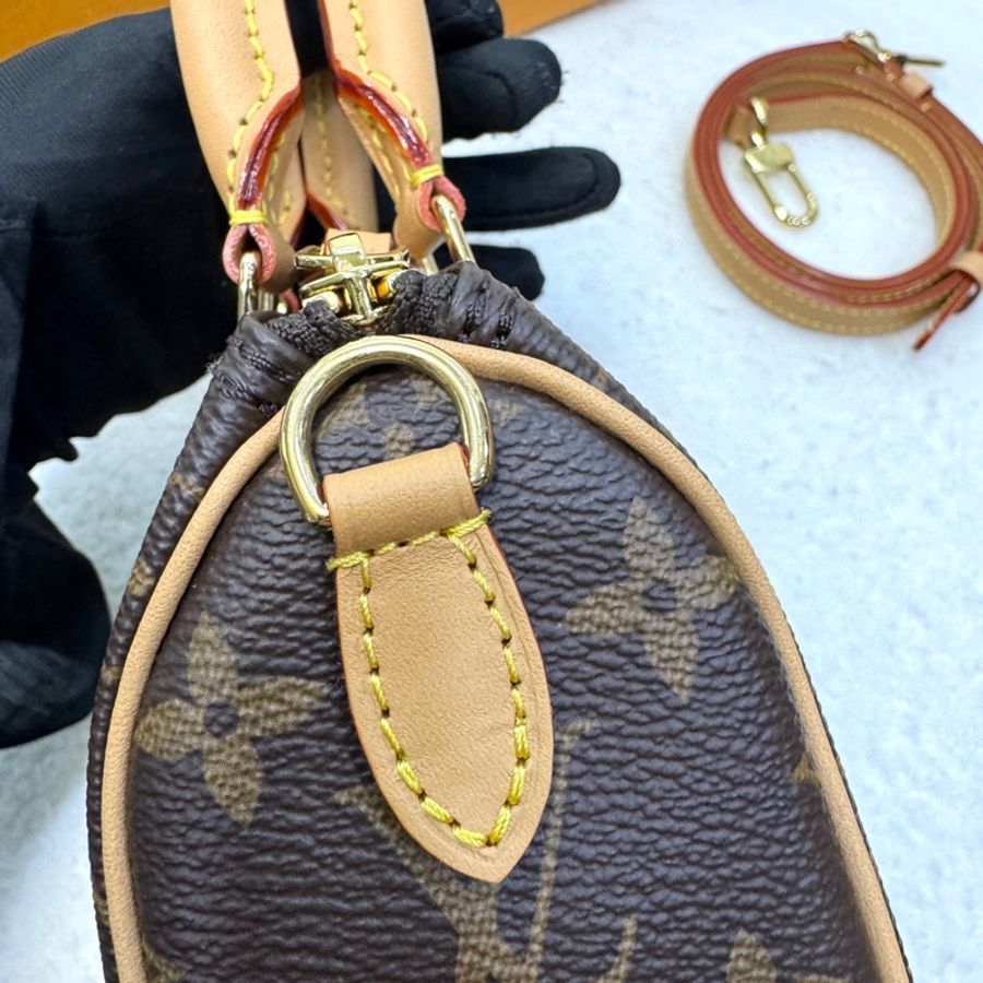 閒置新品😍LV 路易威登 原花 Monogram Nano Speedy 手提包 波士頓包 斜背包 老花迷你包 M81085-21