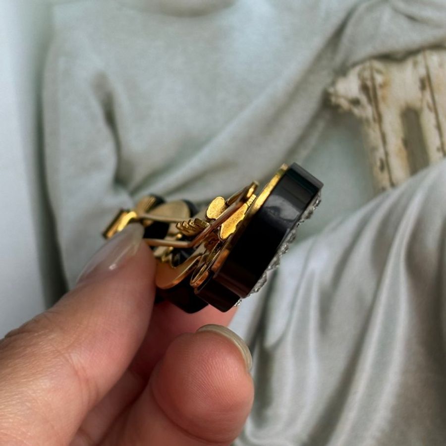 ::GUCCI:: Crystal Gucci Hair Slide In Gold Metal With Black Resin And Crystals 滿版水鑽黑邊髮夾 髮飾-7