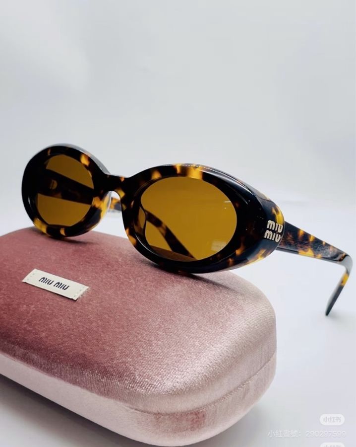 Miu Miu 太陽眼鏡 SMU B09 新款-4