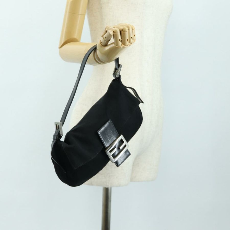 【日本直送】FENDI Mamma Baguette 單肩包 棉質針織 黑色 銀色 Auth am11895V-25