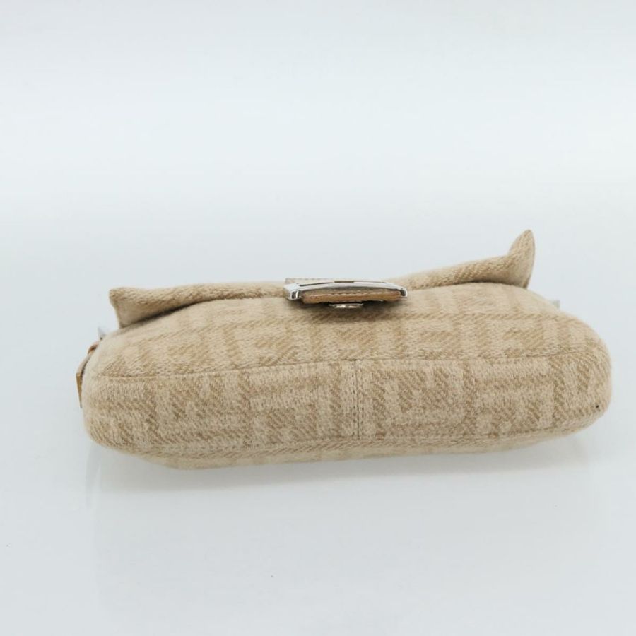 【日本直送】FENDI Zucca帆布Mamma Baguette單肩包,毛氈材質,米色/銀色,正品編號186896SAM-4