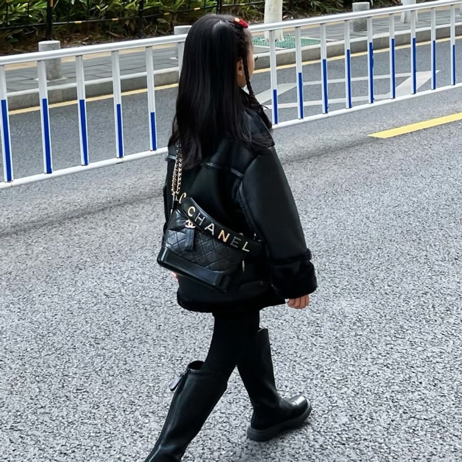 CHANEL香奈兒黑金穿皮鏈條手柄流浪包小號🦸🏻♀️全新全配🈶購證-0