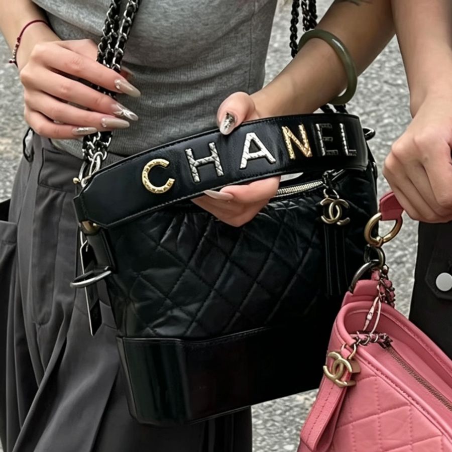 CHANEL香奈兒黑金穿皮鏈條手柄流浪包小號🦸🏻♀️全新全配🈶購證-3