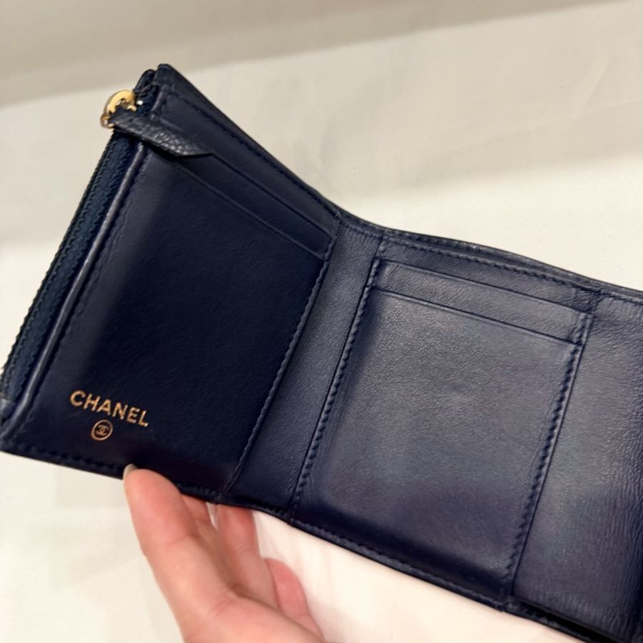 Chanel 香奈兒 Boy 荔枝牛皮 三折短夾 深藍 金釦-3