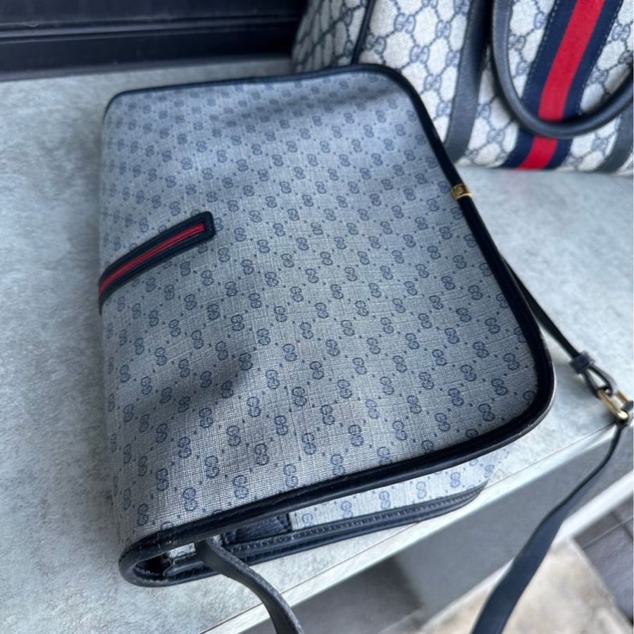 古馳 Gucci 老花 古董藍色微型 郵差包 GG 帆布翻蓋斜背包Vintage Gucci Micro GG Sherry Line Crossbody Bag 男女合用 斜背包 側背包 messenger bag-9