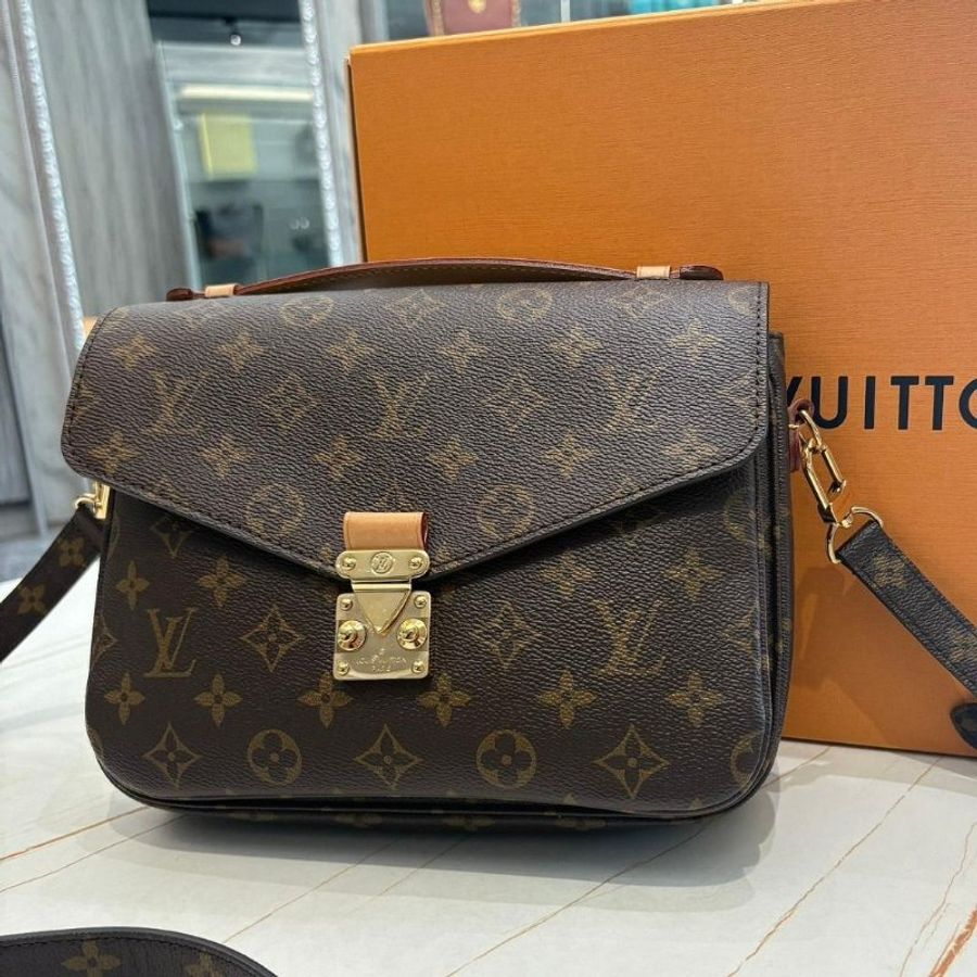 LV M40780 Metis 經典帆布原花郵差包-0