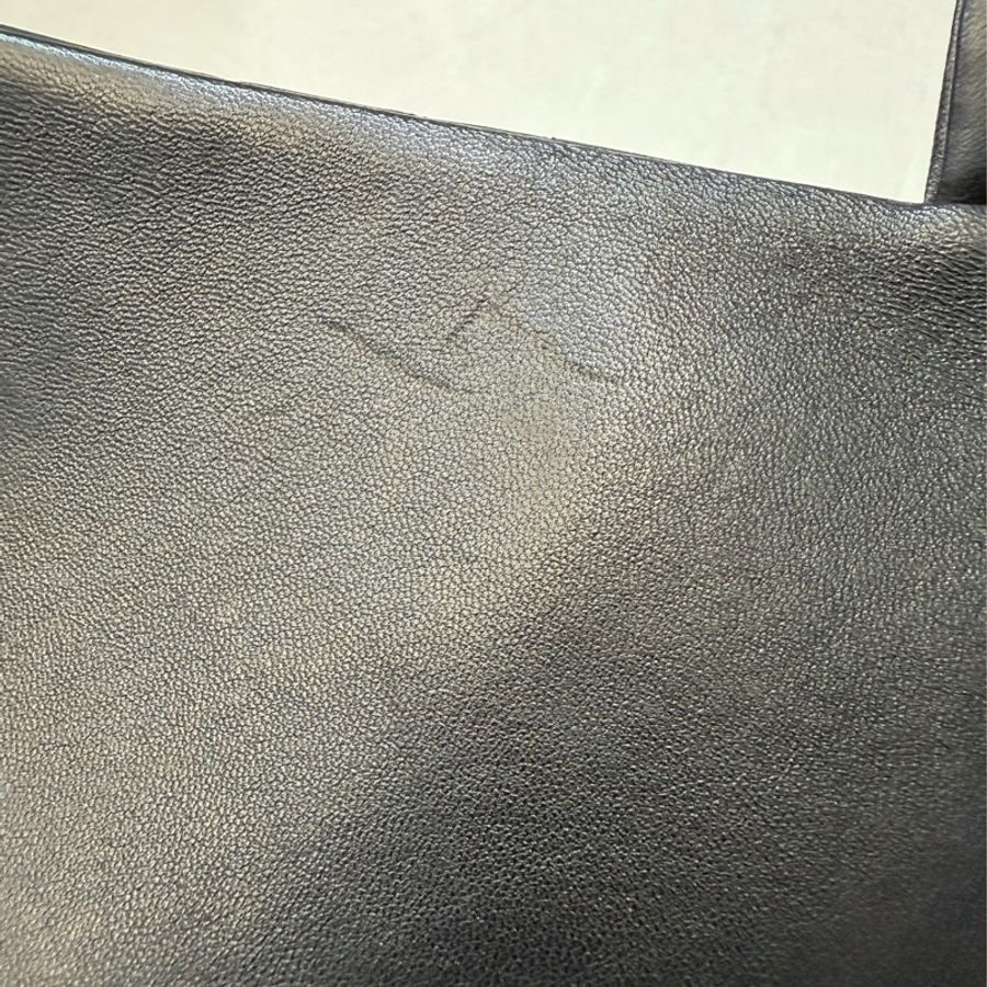 CHANEL COCO MAXI 33 CF 黑色羊皮金鍊 單蓋 肩背包斜背包口蓋包-36