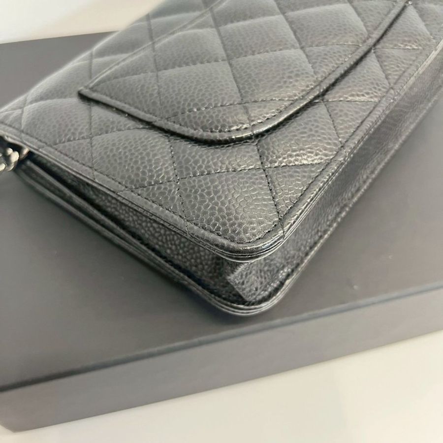 Chanel WOC 黑銀荔枝牛-14