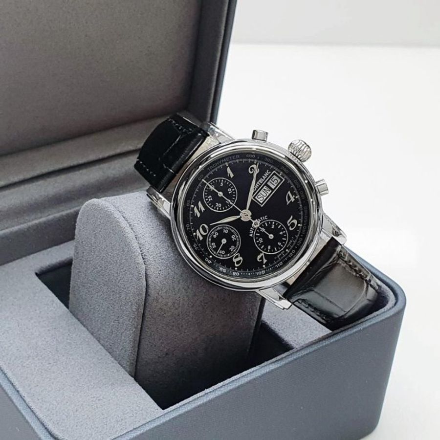 【大眾名錶】Montblanc萬寶龍 Star星辰系列 8451 黑色數字面盤 三眼計時 星期顯示 大眾名錶G334-2