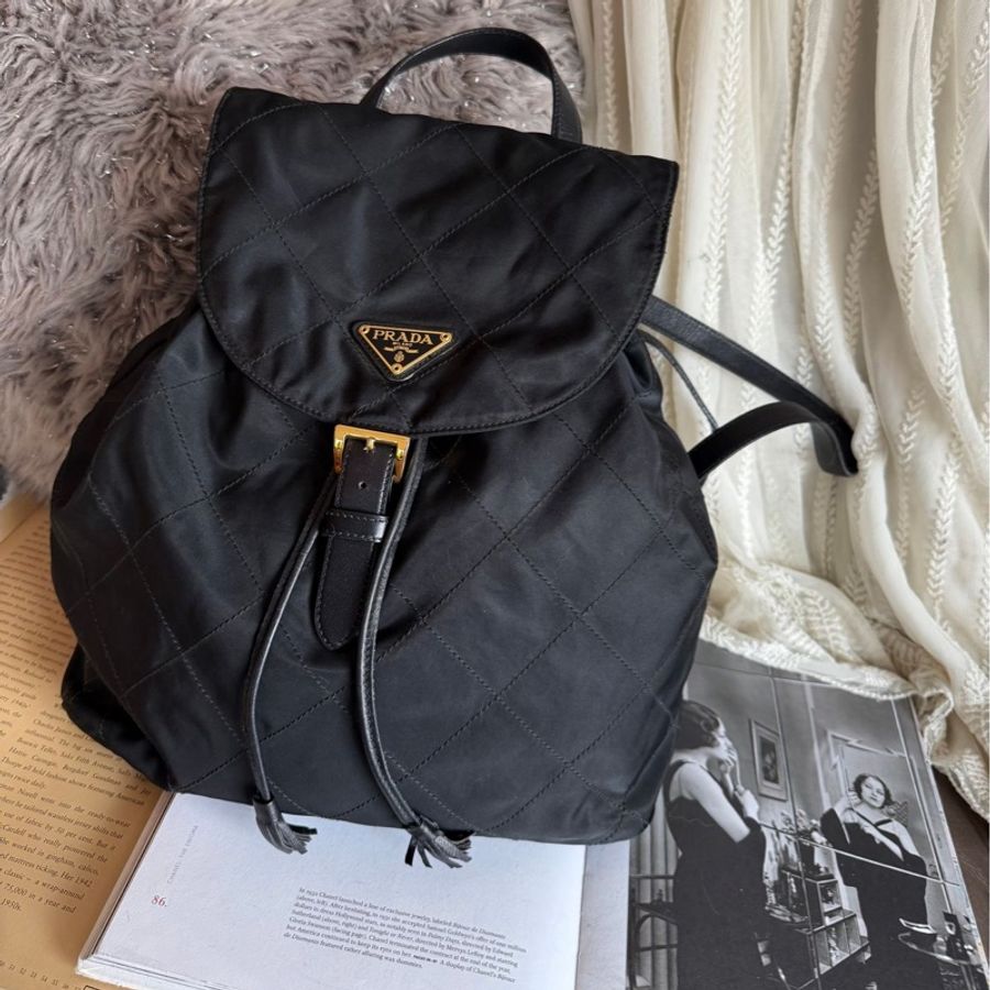普拉達 PRADA 經典 黑色 尼龍 菱格紋後背包 背囊 背包 backpack bag rucksack-0