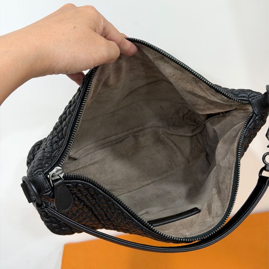 BOTTEGA VENETA BV 葆蝶家 hobo 黑 全皮 編織 便當包 飯盒包 手提包 肩背包 側背包 腋下包-17