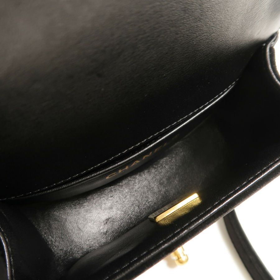 CHANEL 天鵝絨Mini Velvet Boy Messenger Bag鏈帶肩背袋-4