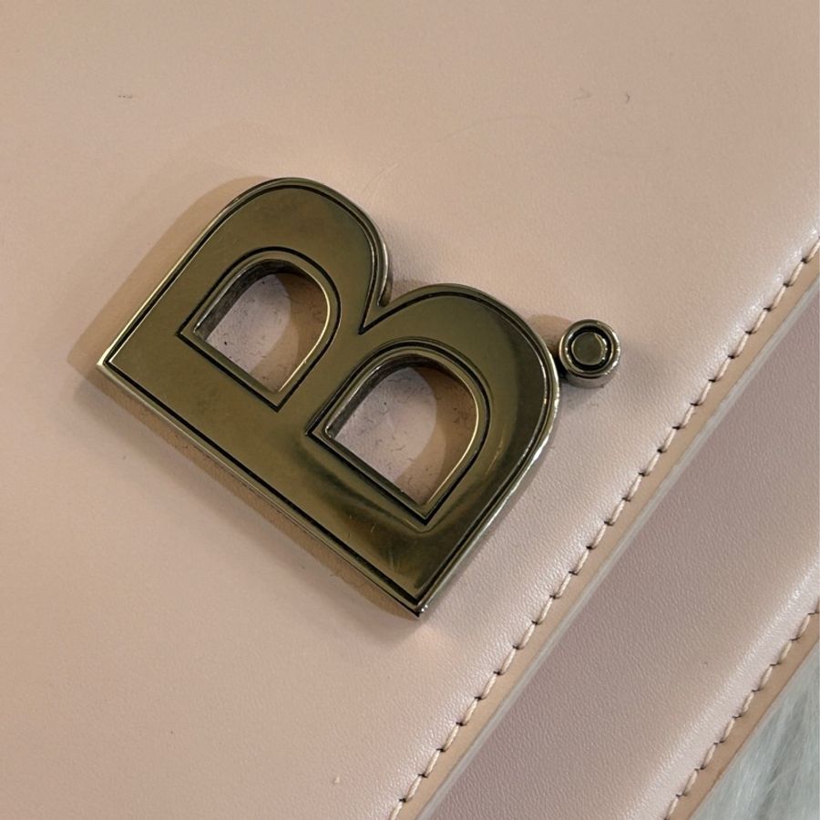 Balenciaga wallet on chain 櫻花粉色鏈條包-10