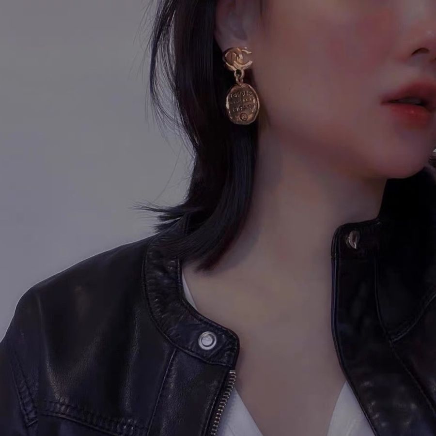 Chanel香奈兒✨31 RUE COMBON 康朋(康鵬)系列復古金雙C logo橢圓盤形吊墜✨夾式耳環 古董耳夾-3
