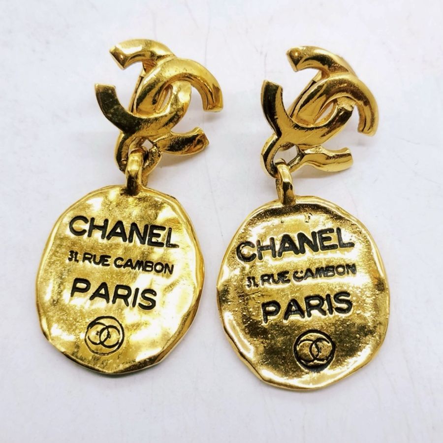 Chanel香奈兒✨31 RUE COMBON 康朋(康鵬)系列復古金雙C logo橢圓盤形吊墜✨夾式耳環 古董耳夾-5