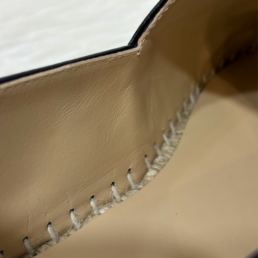 CHANEL G29762 黑色 漆亮羊皮 厚底 鉛筆鞋 鬆餅鞋 草編鞋 休閒鞋 平底鞋-24