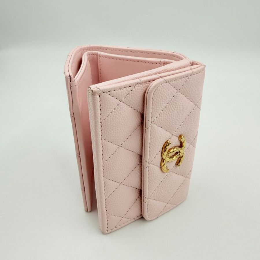 CHANEL - 粉色牛皮麻花金色雙C釦雙面mini三折短夾-6