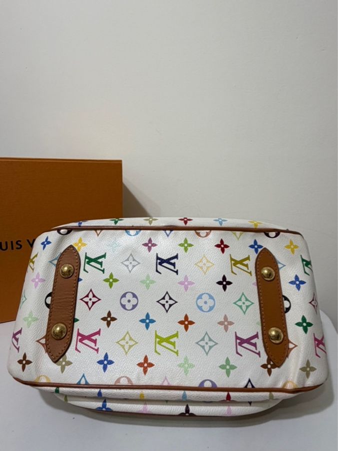👜LV|村上隆白三采元寶-4
