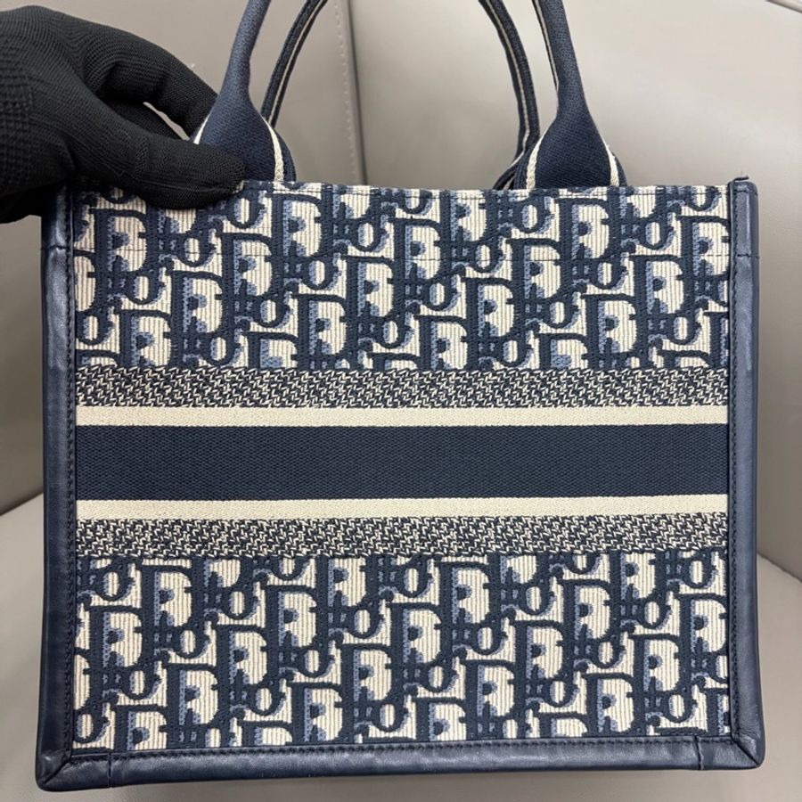 迪奧Dior Book Tote 款托特 滿印 小號 23年編碼。-2