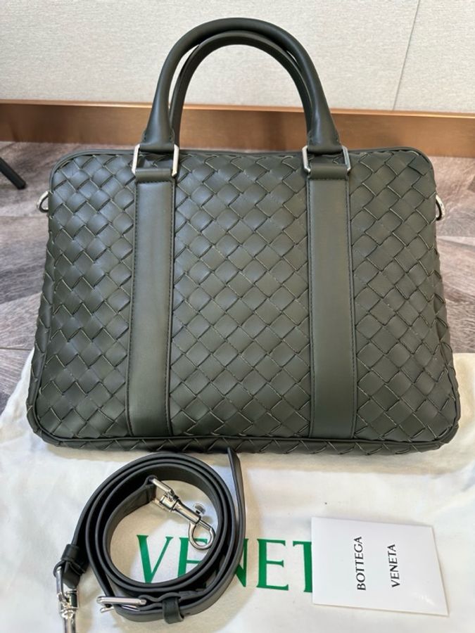 全新 BV 葆蝶家 新款大格純手工編織 公文包 男款 橄榄绿色 超值手提單肩斜挎包-0