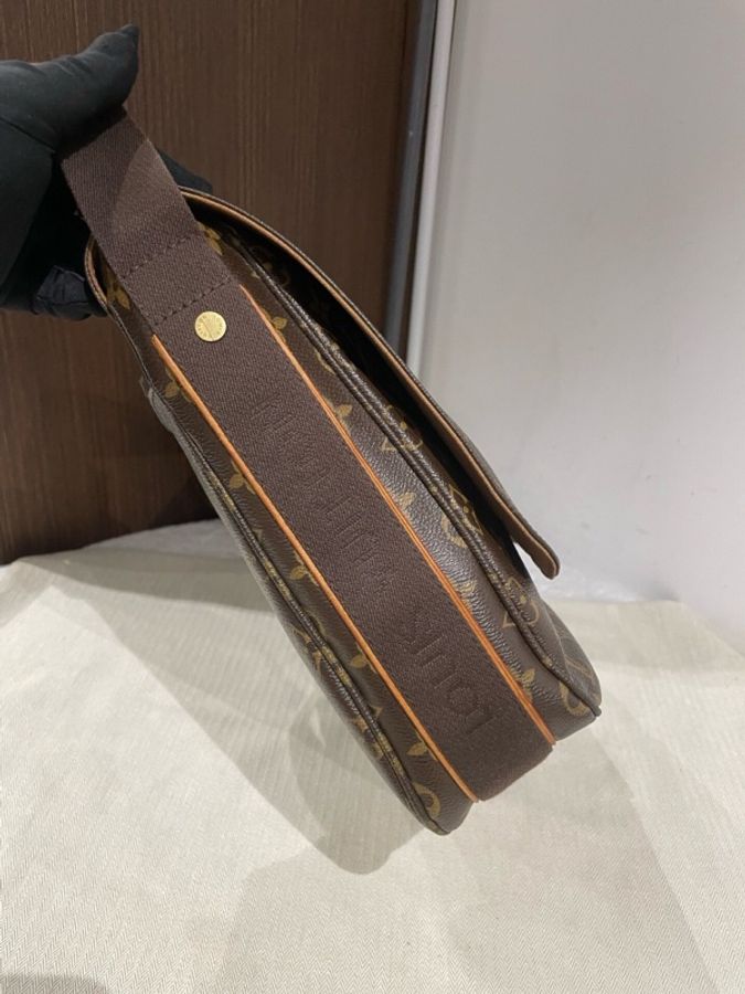 Louis Vuitton 路易威登 Saumur 棕色時尚老花印花可調節肩帶翻蓋開合 帆布拼皮 郵差包單肩斜挎包-2