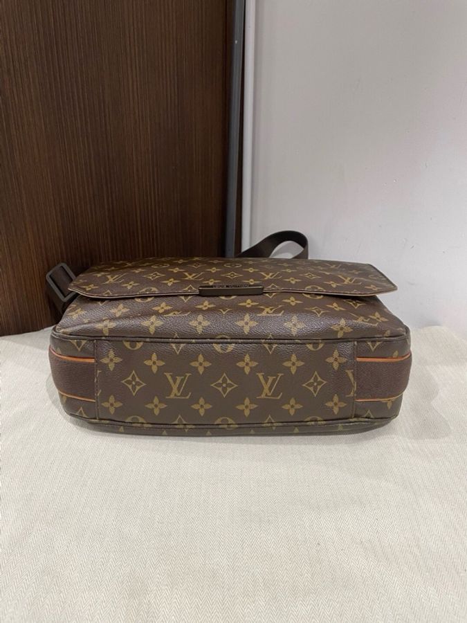 Louis Vuitton 路易威登 Saumur 棕色時尚老花印花可調節肩帶翻蓋開合 帆布拼皮 郵差包單肩斜挎包-3