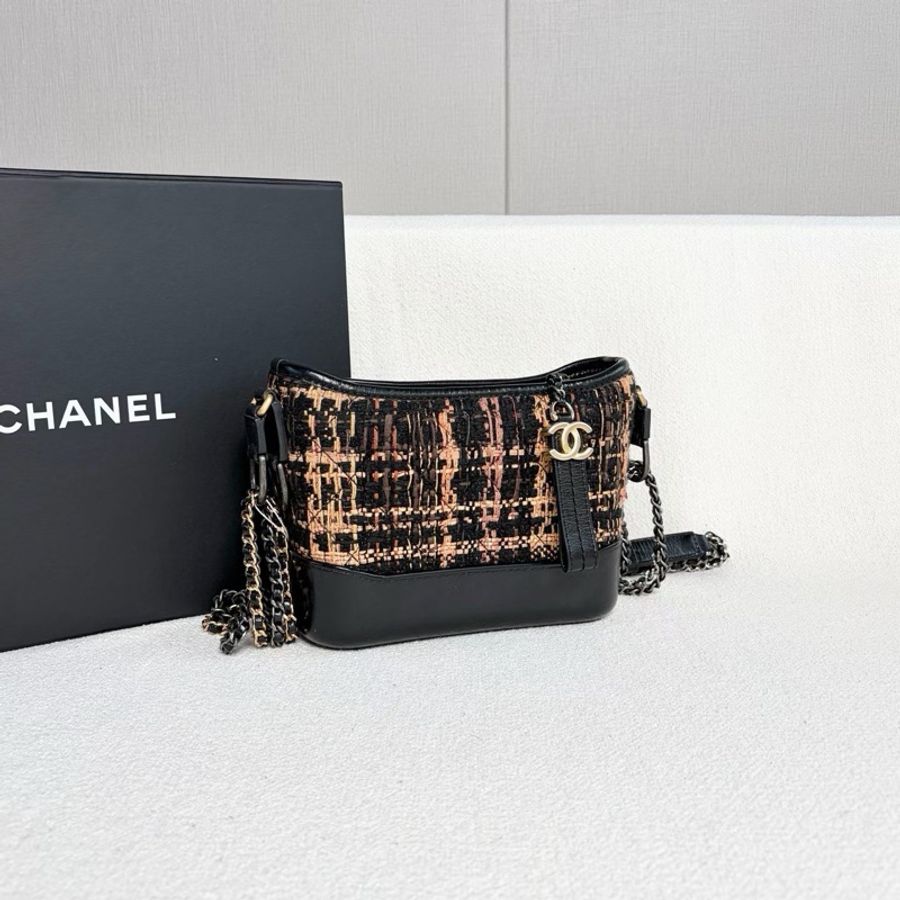 🖤 CHANEL Gabrielle 小號流浪包 粗毛呢拼皮革 粉黑配色 🖤-10