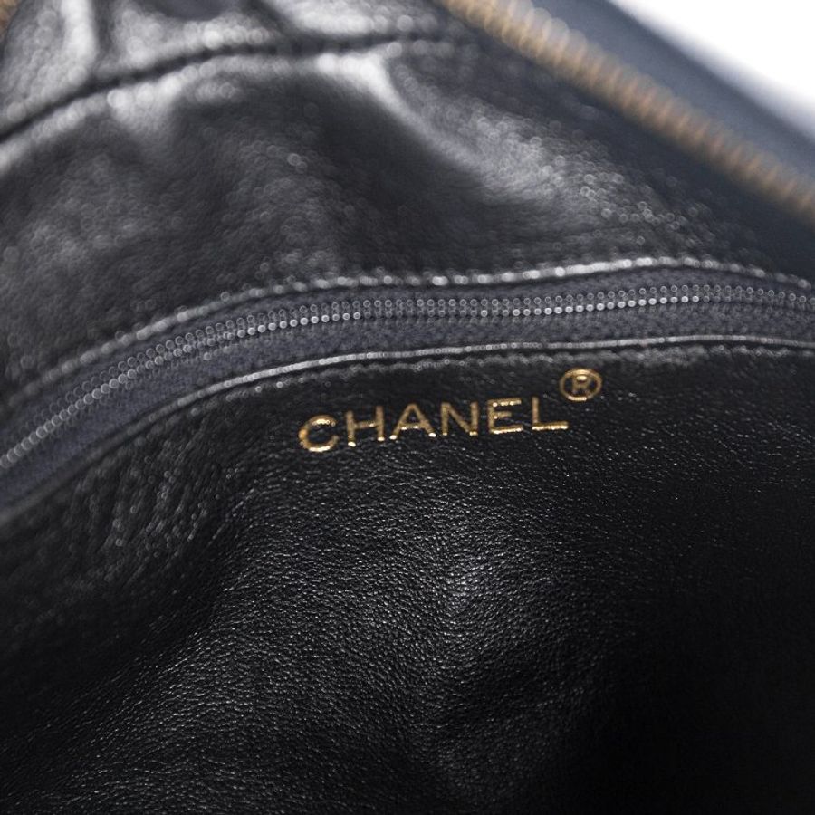 A01 Chanel 羊皮黑金相機包-23