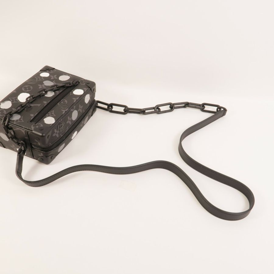 LOUIS VUITTON Monogram Eclipse Mini Soft Trunk肩背袋-5