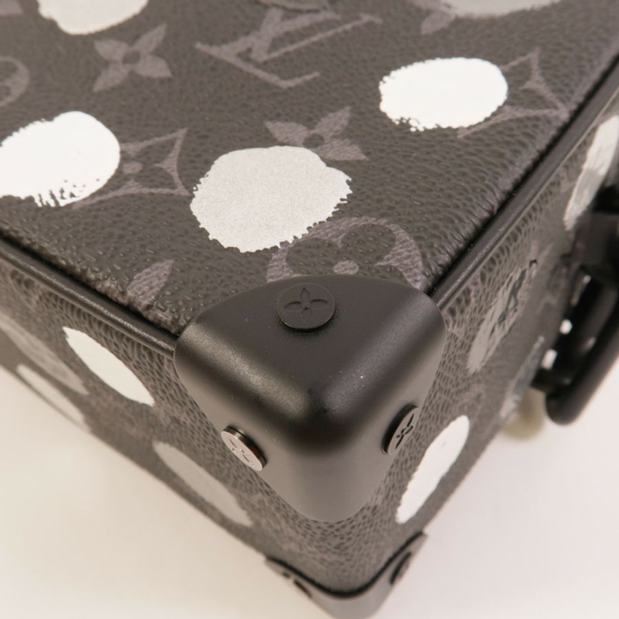 LOUIS VUITTON Monogram Eclipse Mini Soft Trunk肩背袋-11