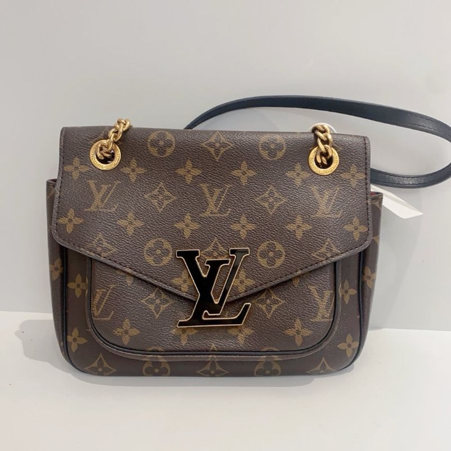 路易威登/Louis Vuitton 琺瑯老花Passy郵差包-5
