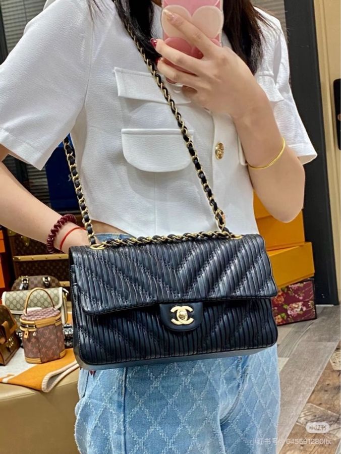 🖤 CHANEL CF V紋肩背斜背鍊條包-0
