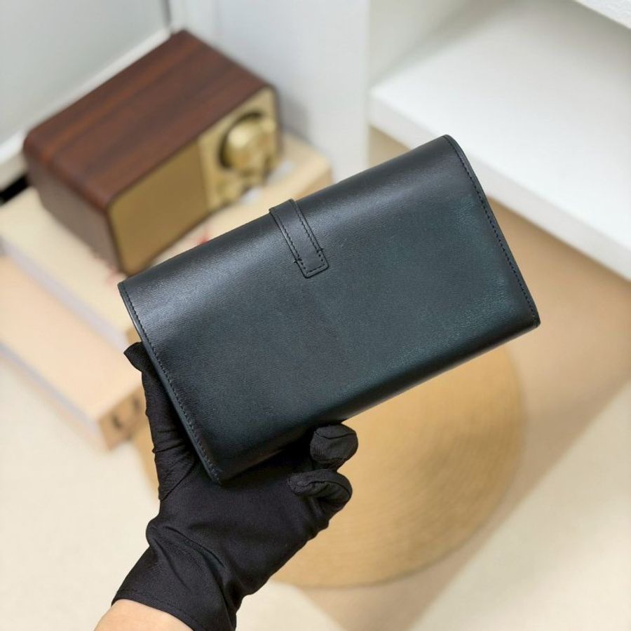 🏷️YSL 聖羅蘭.Sulpice 信封長夾-1