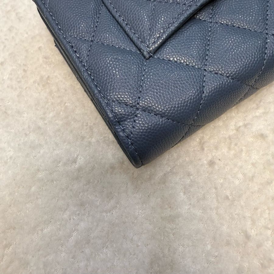 Chanel 灰藍色23k 菱格紋雙C鏈條包-15