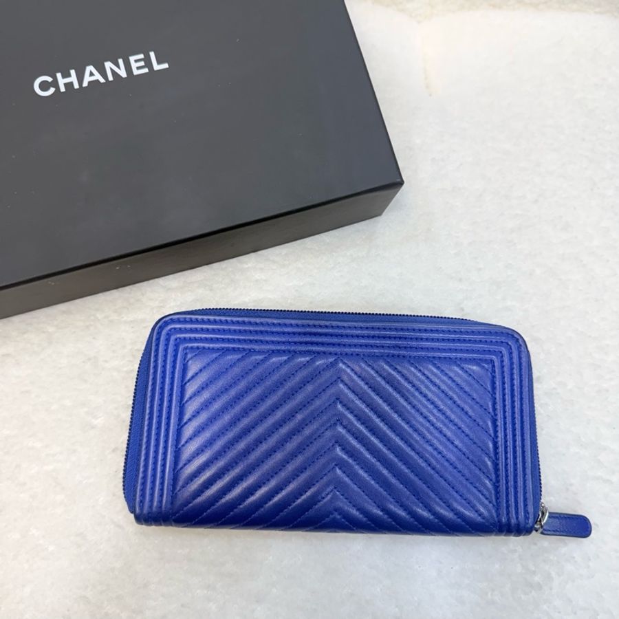 Chanel 藍荔枝牛皮ㄇ拉長夾-1
