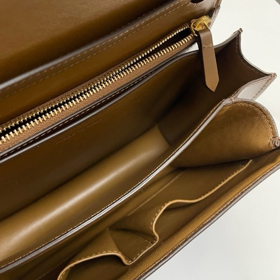 Celine 赛琳 box焦糖色中號復古金扣單肩斜挎包-8