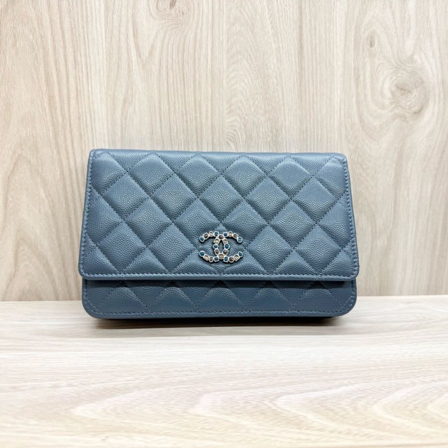 CHANEL🩵灰藍色23K菱格紋季節釦鏈包AP3600-1