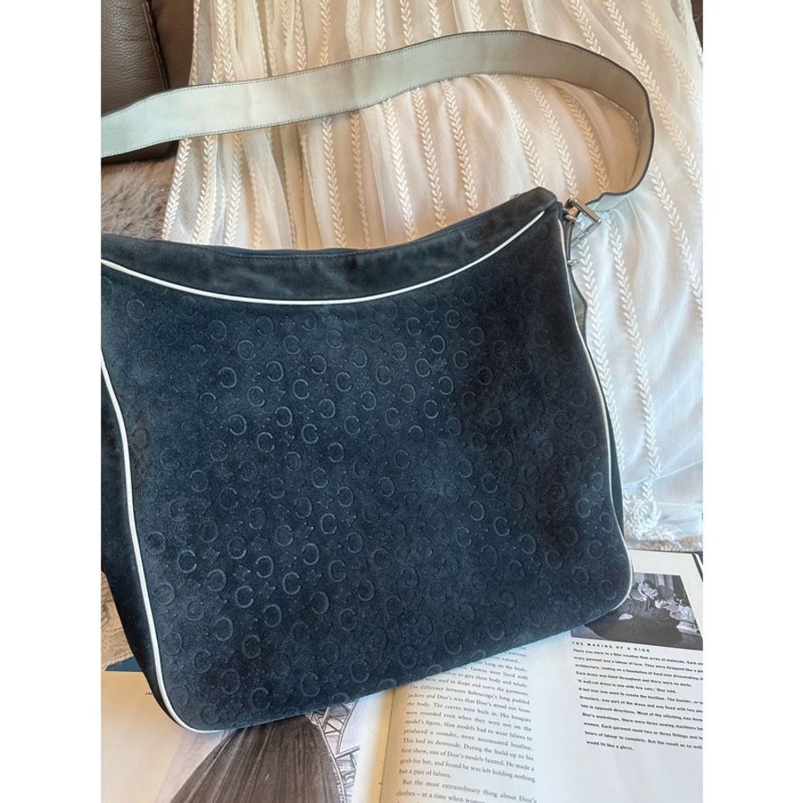 思琳Celine 中古 Vintage 男女合用 古董單肩包 復古 絕版 經典 C Macadam 老花暗紋 郵差包 斜背包 messenger bag crossbody bag-3